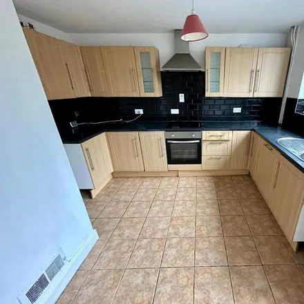 Rent this 2 bed house on Brownhill Avenue in Burnley, BB10 4QJ