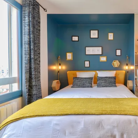 Rent this 1 bed apartment on 19 Avenue de Château du Loir in 92400 Courbevoie, France