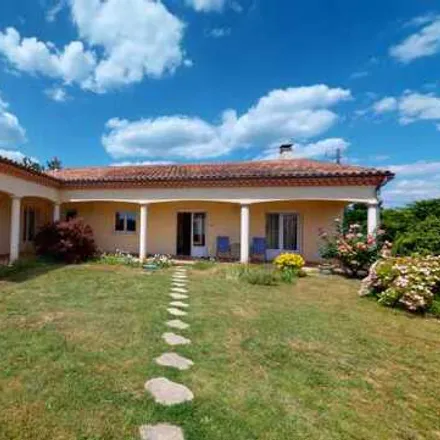 Buy this 4 bed house on 2 Place du Groupe Loiseau in 24130 Prigonrieux, France