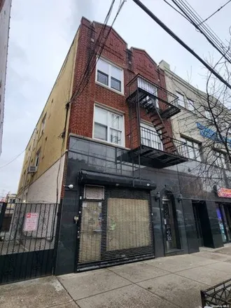 Buy this 7 bed house on 25-18 Broadway in New York, NY 11106