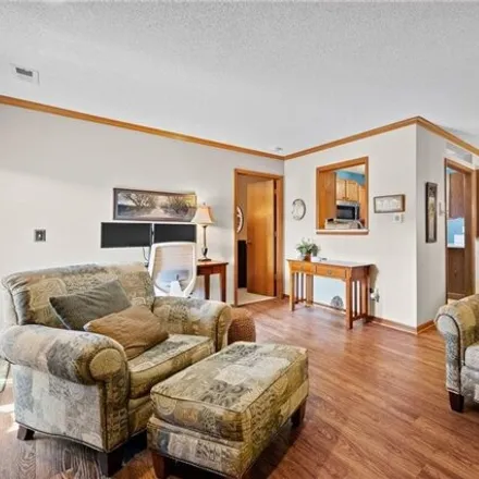 Image 8 - Wyndham House, 1209 50th Street, West Des Moines, IA 50265, USA - Condo for sale
