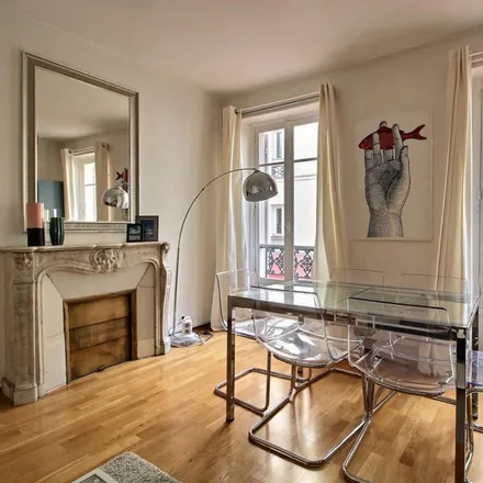 Image 7 - 11t Rue Amélie, 75007 Paris, France - Apartment for rent