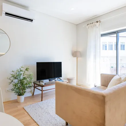 Rent this 1 bed apartment on Rua do Paraíso 57;59 in 4000-376 Porto, Portugal