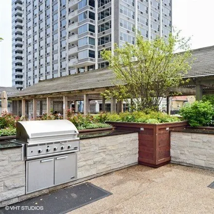 Image 4 - Imperial Towers, 4250 North Marine Drive, Chicago, IL 60613, USA - Condo for rent