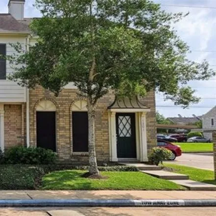 Rent this 3 bed condo on 2902 Grants Lake Boulevard in Sugar Land, TX 77479