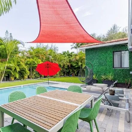 Image 5 - 101 Nw 102nd St, Miami Shores, Florida, 33150 - House for sale