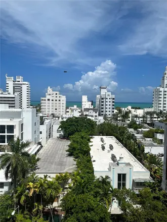 Buy this 1 bed condo on 1750 James Avenue in Miami Beach, FL 33139