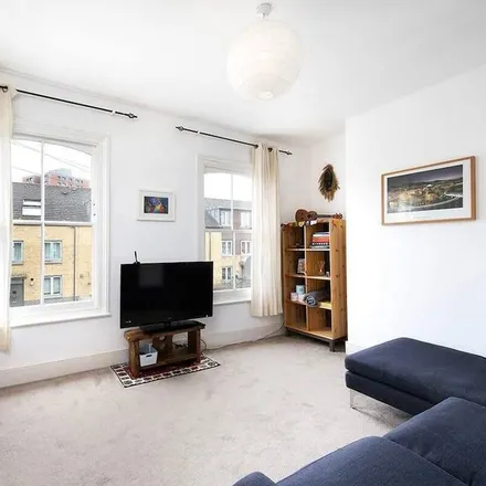 Image 4 - London, SE14 5EE, United Kingdom - Apartment for rent