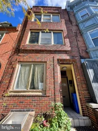 Buy this studio townhouse on 516 South 3rd Street in Philadelphia, PA 19147