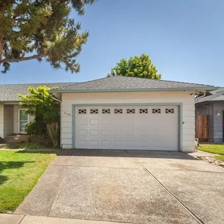 Buy this 3 bed house on 210 Palomar Drive in Lodi, CA 95242
