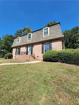 Rent this 4 bed house on Silver Lake Dam in Hampton Hall Drive Northeast, Brookhaven