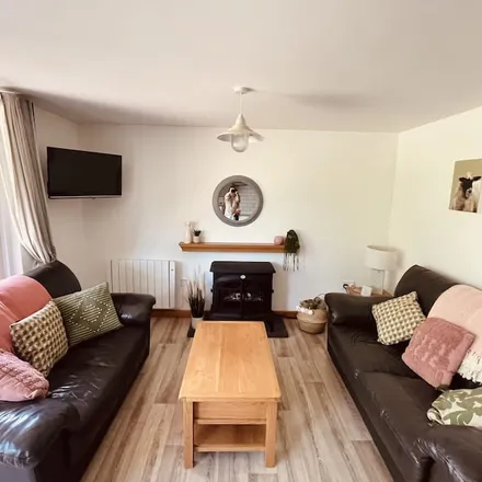 Rent this 2 bed house on Ynysawdre in CF32 9DY, United Kingdom