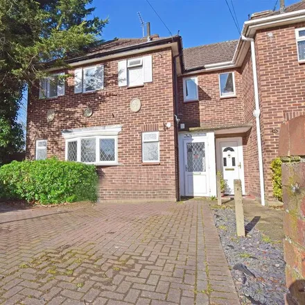 Rent this 3 bed duplex on Longford Close in London, TW12 1AB