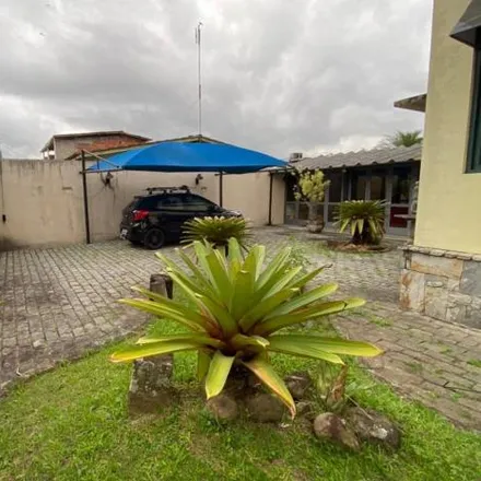 Buy this 5 bed house on Rua Antônio Marques do Valle in Sumaré, Ubatuba - SP