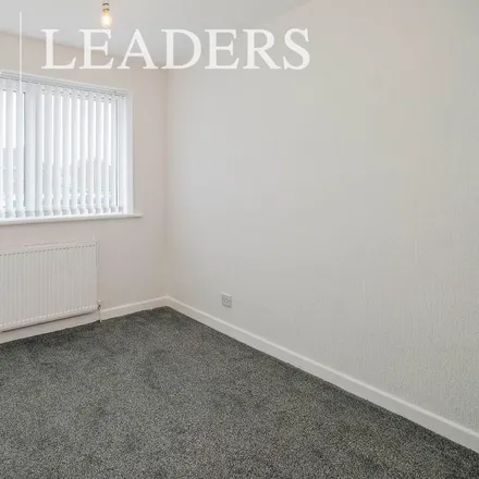 Image 6 - Elizabeth Road, Knowsley, L10 4XP, United Kingdom - Townhouse for rent