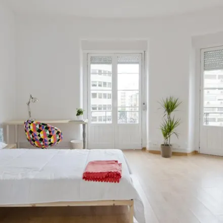 Rent this 8 bed room on Instituto de Gestão Financeira da Segurança Social in Avenida da República 67, 1069-033 Lisbon