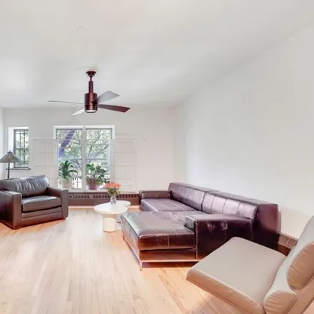 Image 2 - 2041 5th Avenue, New York, NY 10035, USA - Apartment for sale