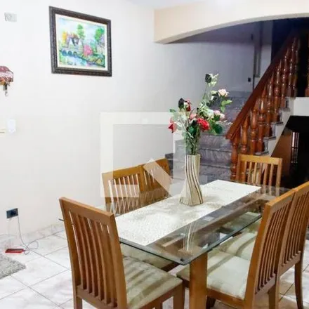 Rent this 4 bed house on Rua Marco Aurélio Rodrigues da Costa in Bussocaba, Osasco - SP