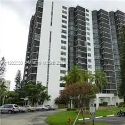 Rent this 1 bed condo on Building 2 in 20200 West Country Club Drive, Aventura
