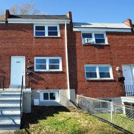 Image 1 - 3816 West Bay Avenue, Baltimore, MD 21225, USA - House for rent
