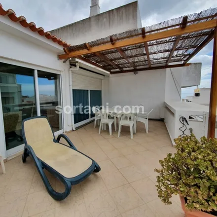 Buy this studio house on Rua Cândido dos Reis in 8200-162 Albufeira, Portugal