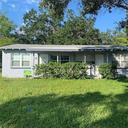 Rent this 1 bed duplex on 707 20th Avenue South in Saint Petersburg, FL 33705
