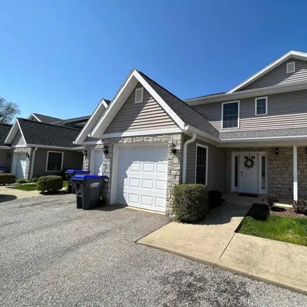 Image 1 - 5688 West Vinca Lane, Ellettsville, Monroe County, IN 47429, USA - Condo for rent