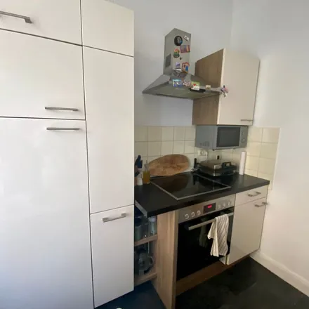 Rent this 2 bed apartment on Thadenstraße 56 in 22767 Hamburg, Germany