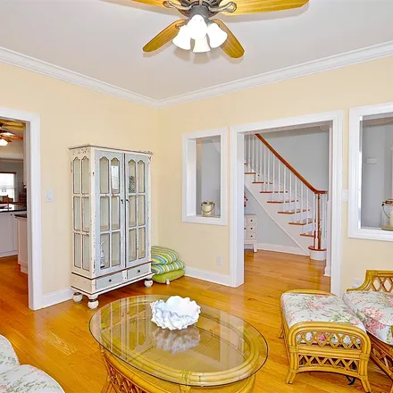 Rent this 5 bed apartment on 115 Pennsylvania Avenue in Spring Lake, Monmouth County