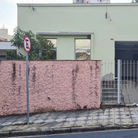 Buy this 3 bed house on 1 in Rua Barão de Piratininga, Jardim Faculdade