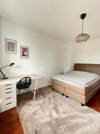 Rent this 1 bed apartment on Krefelder Straße 75 in 50670 Cologne, Germany