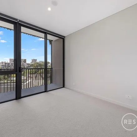 Image 8 - 922 Elizabeth Street, Zetland NSW 2017, Australia - Apartment for rent