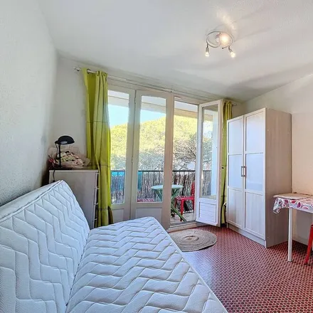 Rent this studio apartment on Argelès-sur-Mer in Avenue de la Gare, 66700 Argelès-sur-Mer