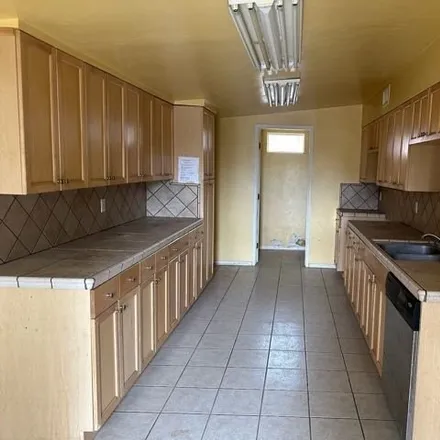 Image 3 - 102 Pioneer Place, Bodfish, Kern County, CA 93205, USA - Apartment for sale