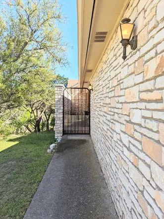 Image 2 - 137 Mesa del Sol, Kerrville, TX 78028, USA - House for sale