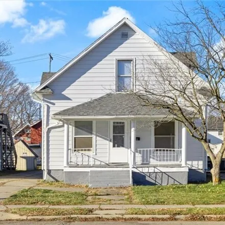 Buy this 4 bed house on 4125 Lewis Avenue in Temperance, Toledo