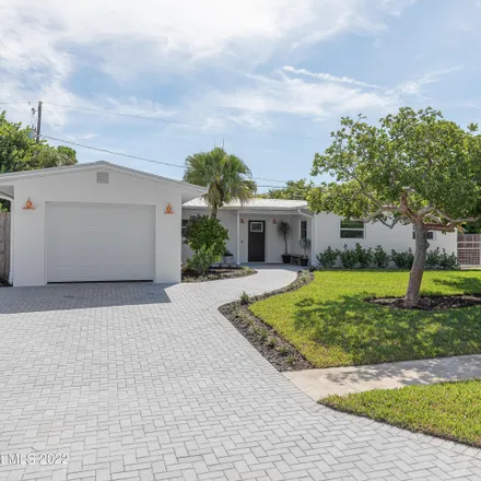 Buy this 3 bed house on 539 Coconut Street in Satellite Beach, FL 32937