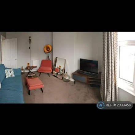 Image 1 - 104 Queen's Park Road, Brighton, BN2 0GG, United Kingdom - Room for rent