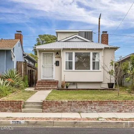 Rent this 3 bed house on Alley w/o Evergreen Street in Burbank, CA 91515
