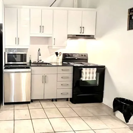 Rent this 1 bed apartment on Montreal in QC H2S 2M9, Canada