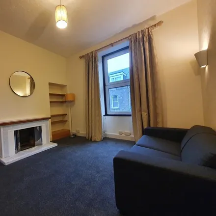 Rent this 3 bed apartment on 12 Granton Place in Aberdeen City, AB10 6QT