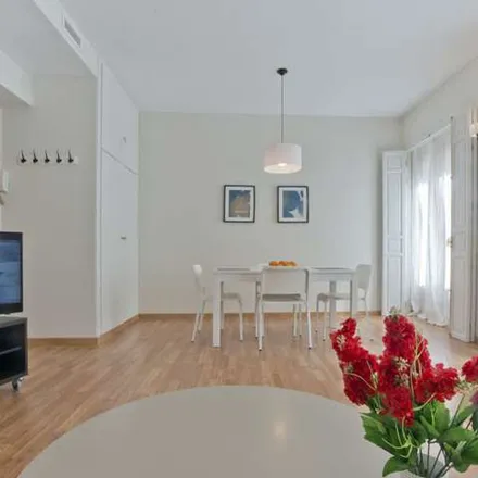 Rent this 1 bed apartment on Taberna Averías in Calle de Ponzano, 16