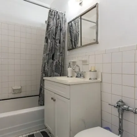 Image 7 - 35-10 150th Street, New York, NY 11354, USA - Apartment for sale