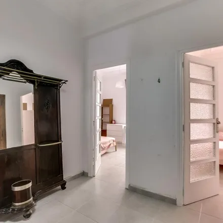 Rent this 6 bed apartment on Carrer del Doctor Zamenhof in 3, 46008 Valencia