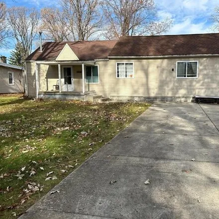 Image 1 - 5519 Paris Street, Sterling Heights, MI 48310, USA - House for sale