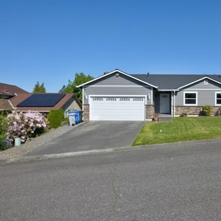 Buy this 3 bed house on 11830 Southeast 261st Place in Kent, WA 98030