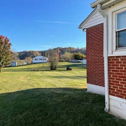 Image 4 - 896 Blair Road, Fries, Grayson County, VA 24330, USA - House for sale