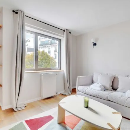 Rent this studio apartment on 76 Rue Victor Hugo in 92300 Levallois-Perret, France