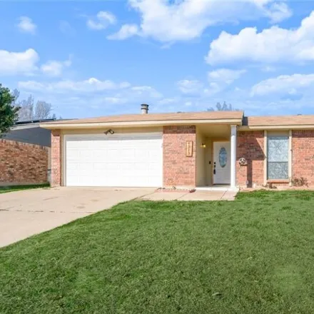 Rent this 3 bed house on 6335 Sunrise Drive in North Richland Hills, TX 76182