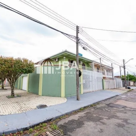 Buy this 3 bed house on Rua Manoel Albano Roskamp 456 in Cajuru, Curitiba - PR